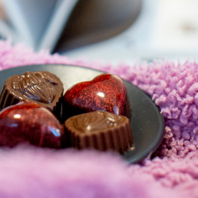 Pralina Orzech Laskowy - Praliny - Galanteria czekoladowa - Zdjęcie 1