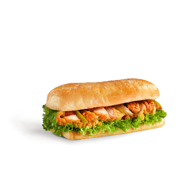 Kanapka ciabatta z chrupiącymi stripsami z kurczaka, świeżą sałatą i ogórkiem kiszonym, podawana w złocistej, chrupiącej bułce.