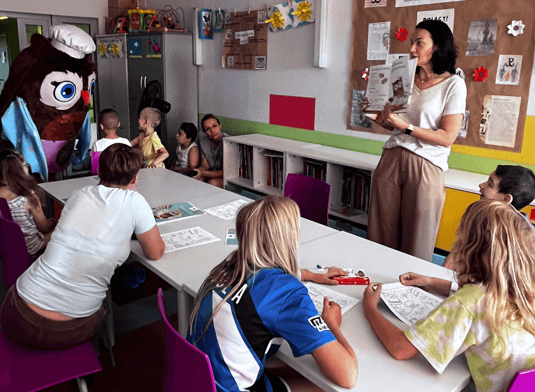 Sowa Felisia czyta małym pacjentom - Zdjęcie 3