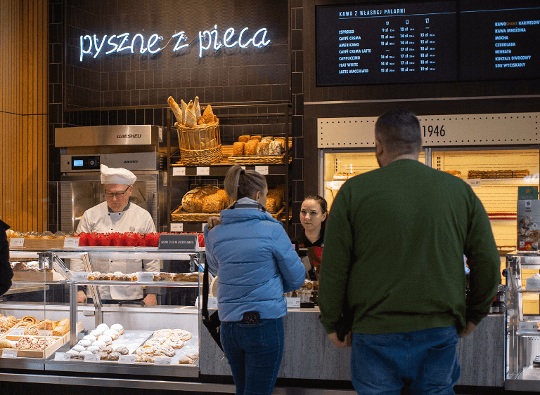 Słodkie otwarcie w Inowrocławiu po remoncie - Zdjęcie 5